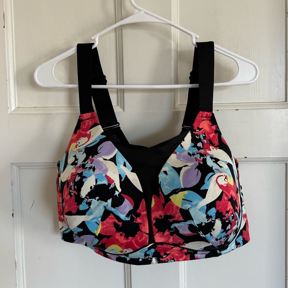Livi Active abstract wireless sports bra size 40DDD - Picture 1 of 9
